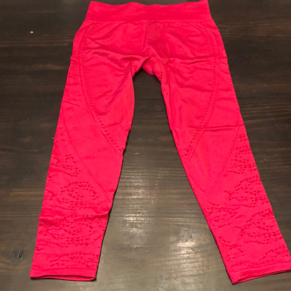 Fabletics Seamless Capri Leggings
